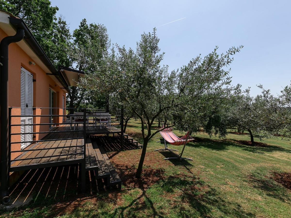 Sun Garden Premium Apartments Vrsar Extérieur photo